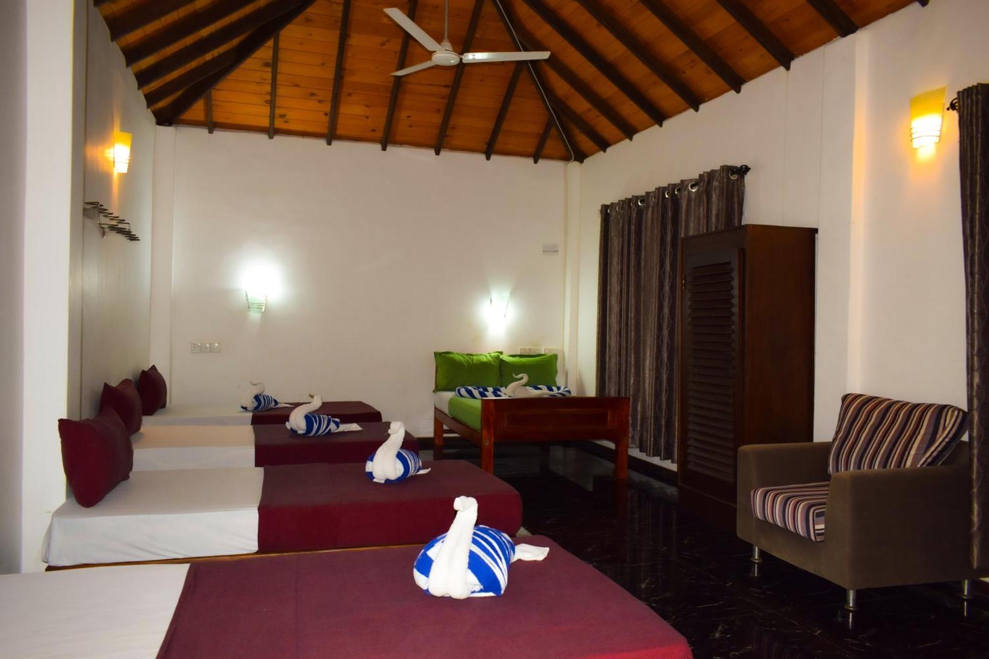 Hotel Green Garden Trincomalee Luaran gambar