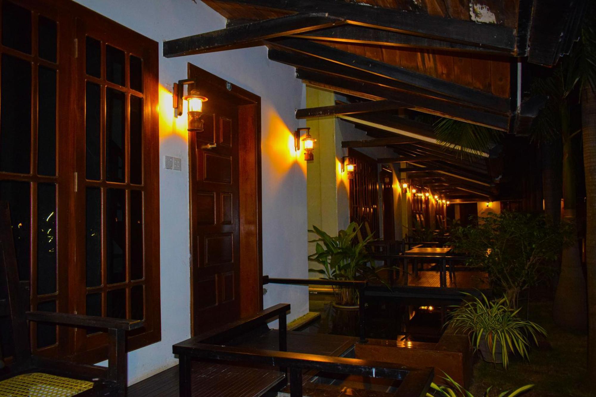 Hotel Green Garden Trincomalee Luaran gambar