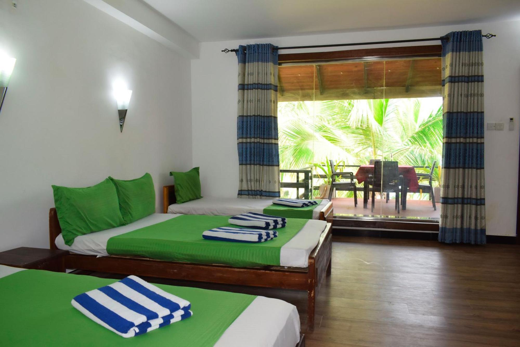Hotel Green Garden Trincomalee Luaran gambar